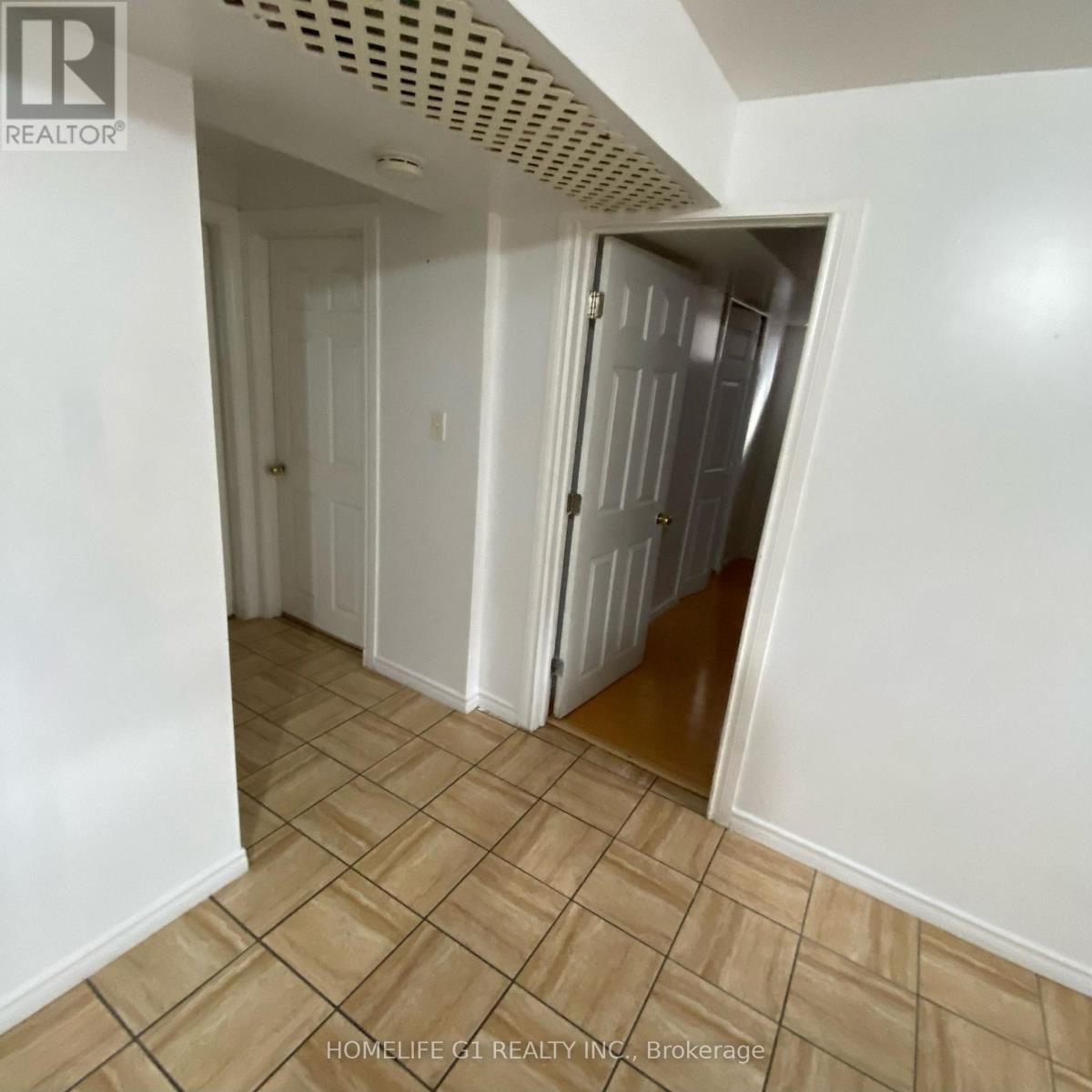 41 Purebrook Avenue, Brampton (Bram East), Ontario  L6P 2P5 - Photo 2 - W12613952