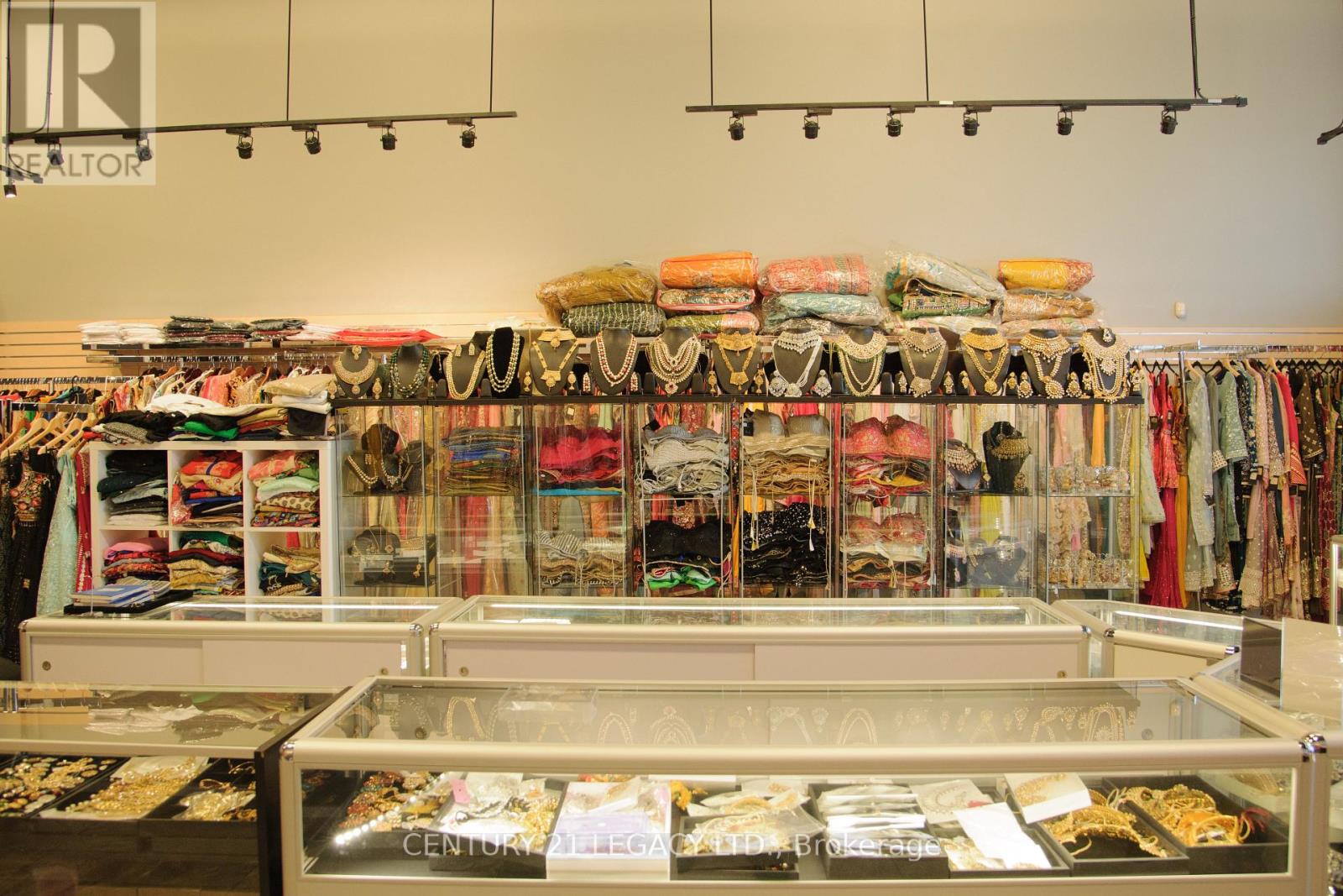 29 - 30 Maritime Ontario Boulevard, Brampton, Ontario  L6S 0C2 - Photo 11 - W12613972