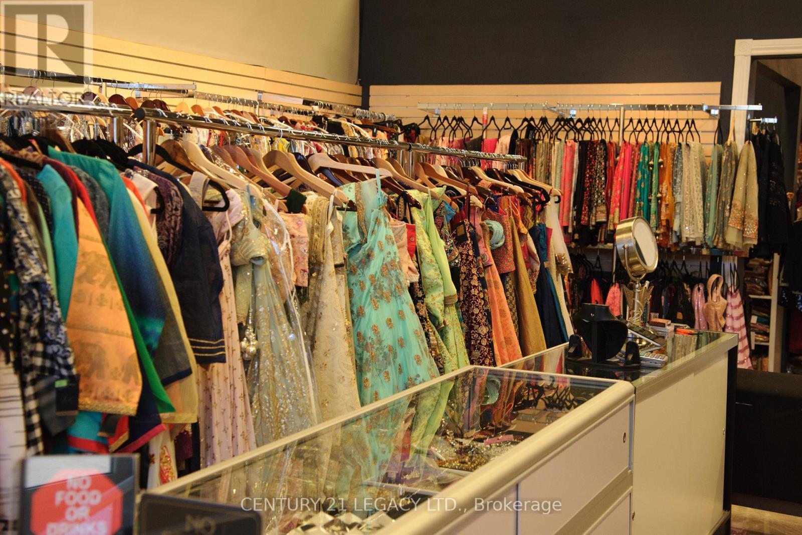 29 - 30 Maritime Ontario Boulevard, Brampton, Ontario  L6S 0C2 - Photo 2 - W12613972