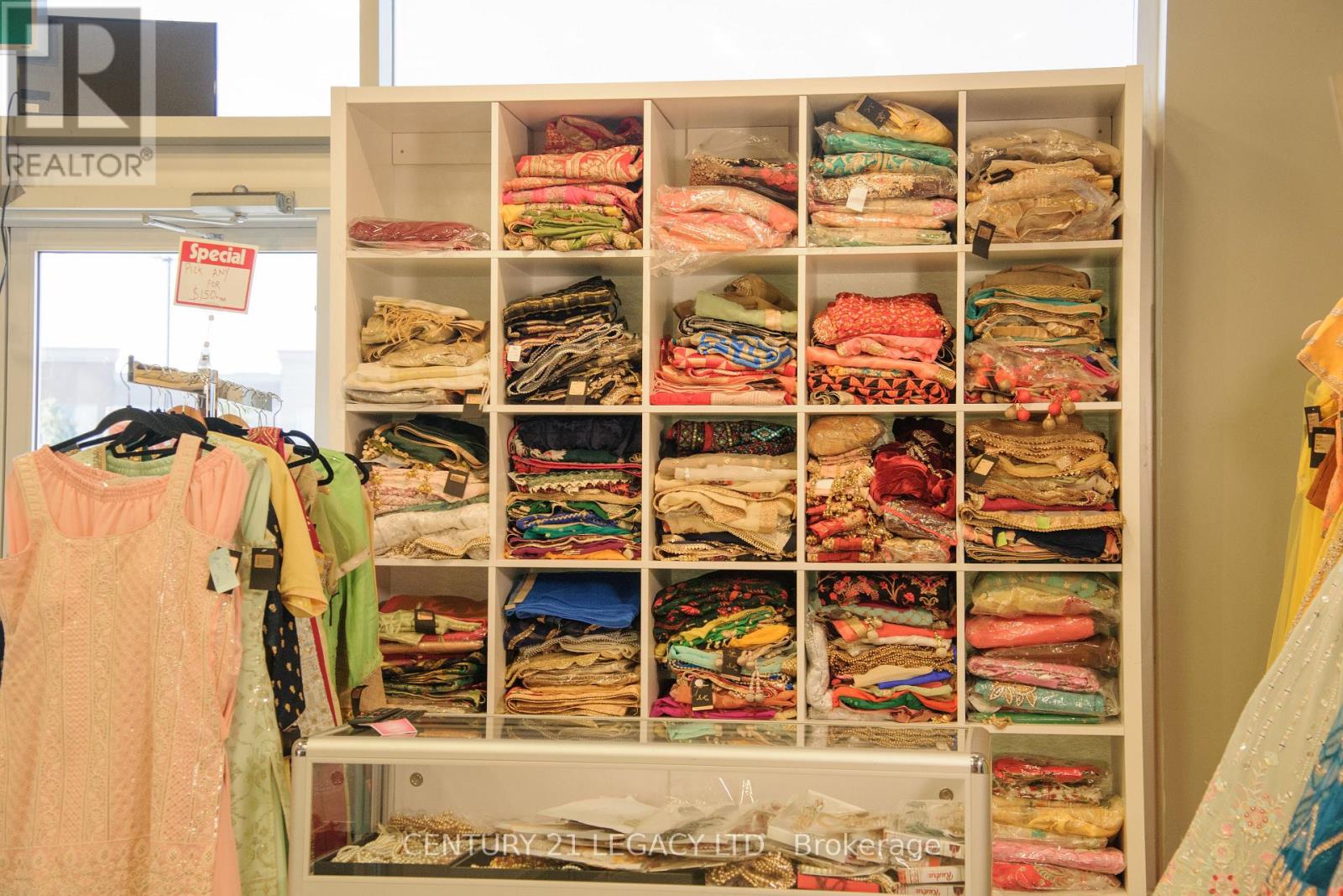 29 - 30 Maritime Ontario Boulevard, Brampton, Ontario  L6S 0C2 - Photo 9 - W12613972