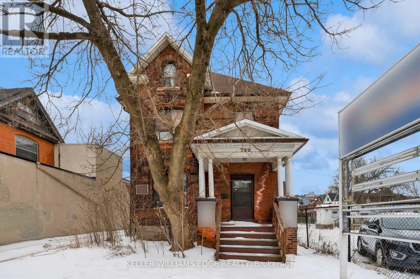 760 King Street E, Hamilton, Ontario  L8M 1A6 - Photo 13 - X12613942