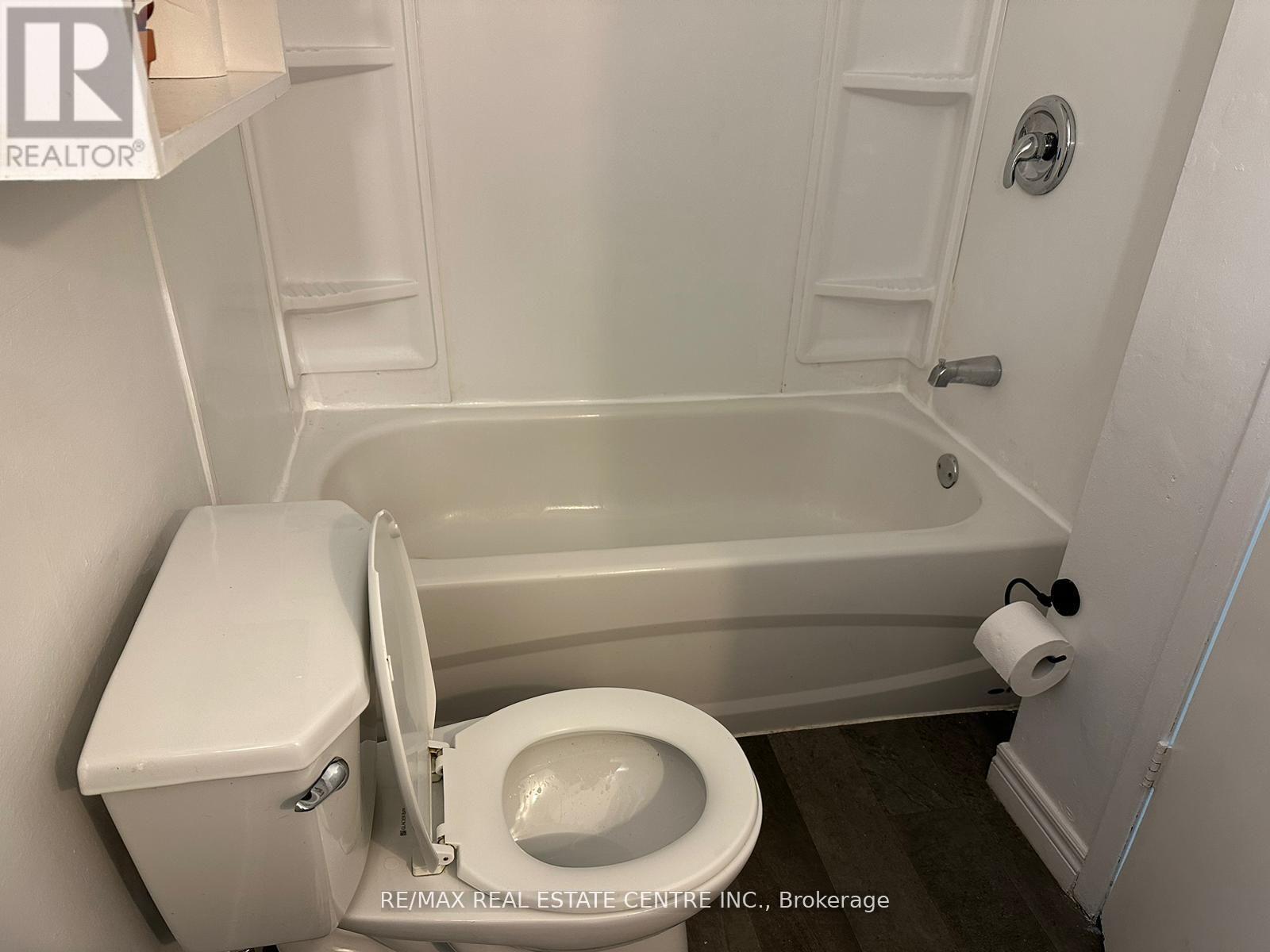 18 Forks Road E, Welland, Ontario  L3B 5K1 - Photo 5 - X12613950