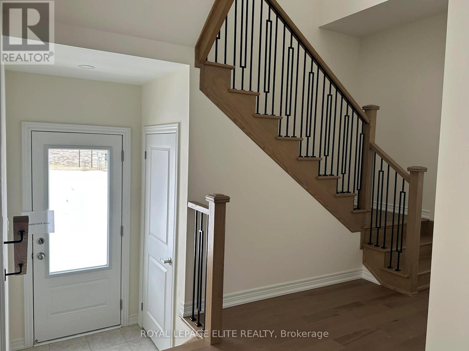 23 Addison Street, Caledon, Ontario  L7C 4P6 - Photo 18 - W12607748