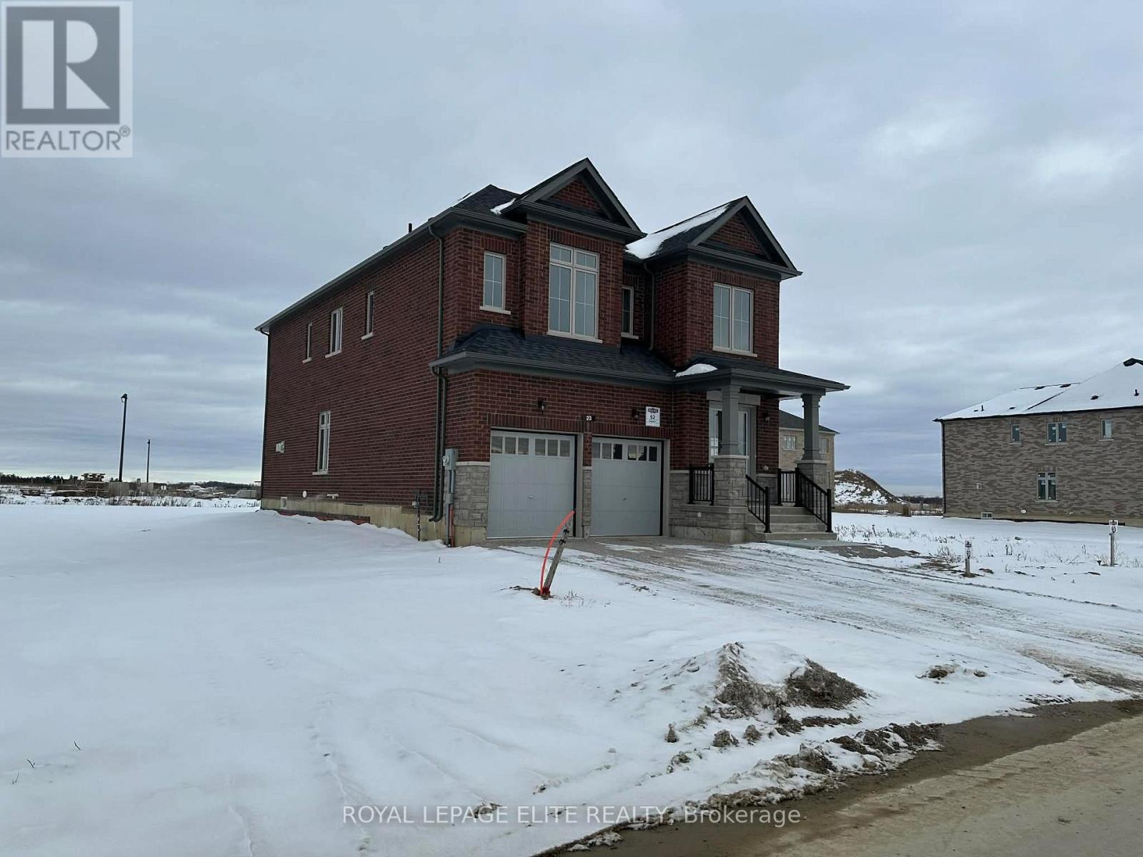 23 Addison Street, Caledon, Ontario  L7C 4P6 - Photo 2 - W12607748