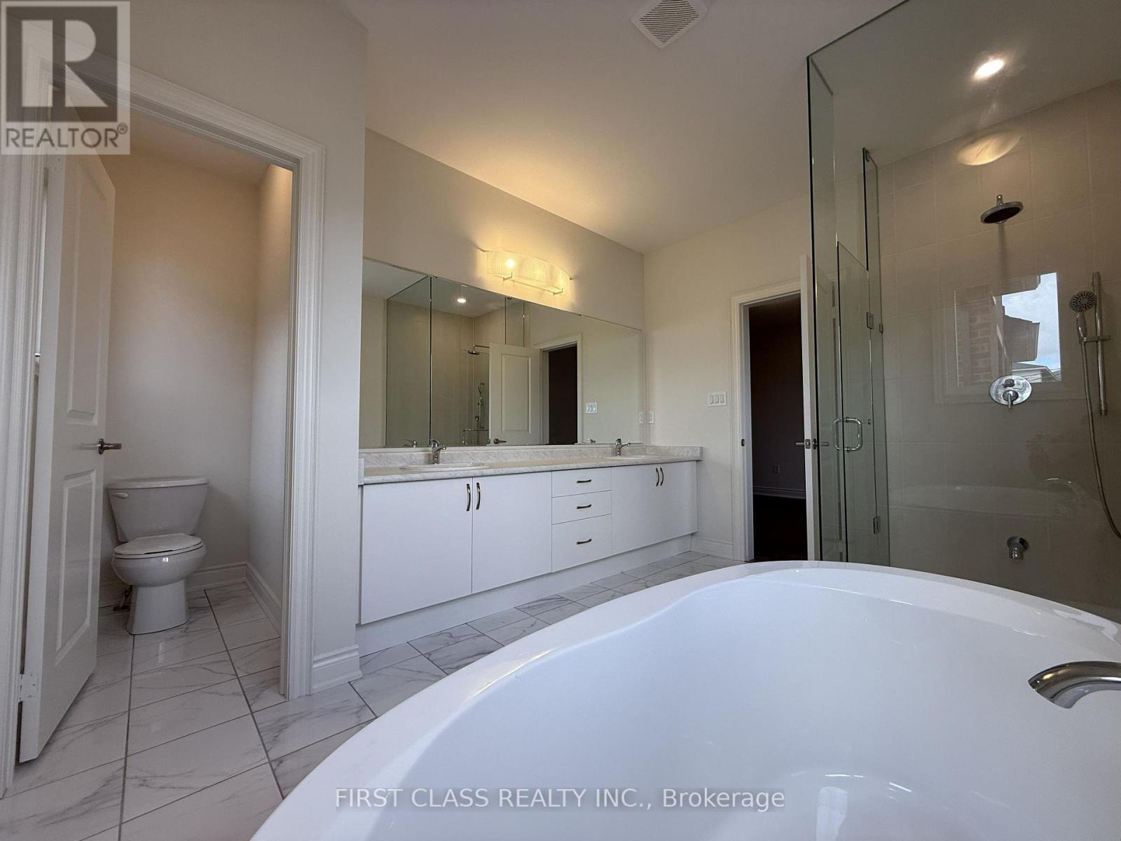 95 Boccella Crescent, Richmond Hill, Ontario L4B 0H9 - Photo 21 - N12501686