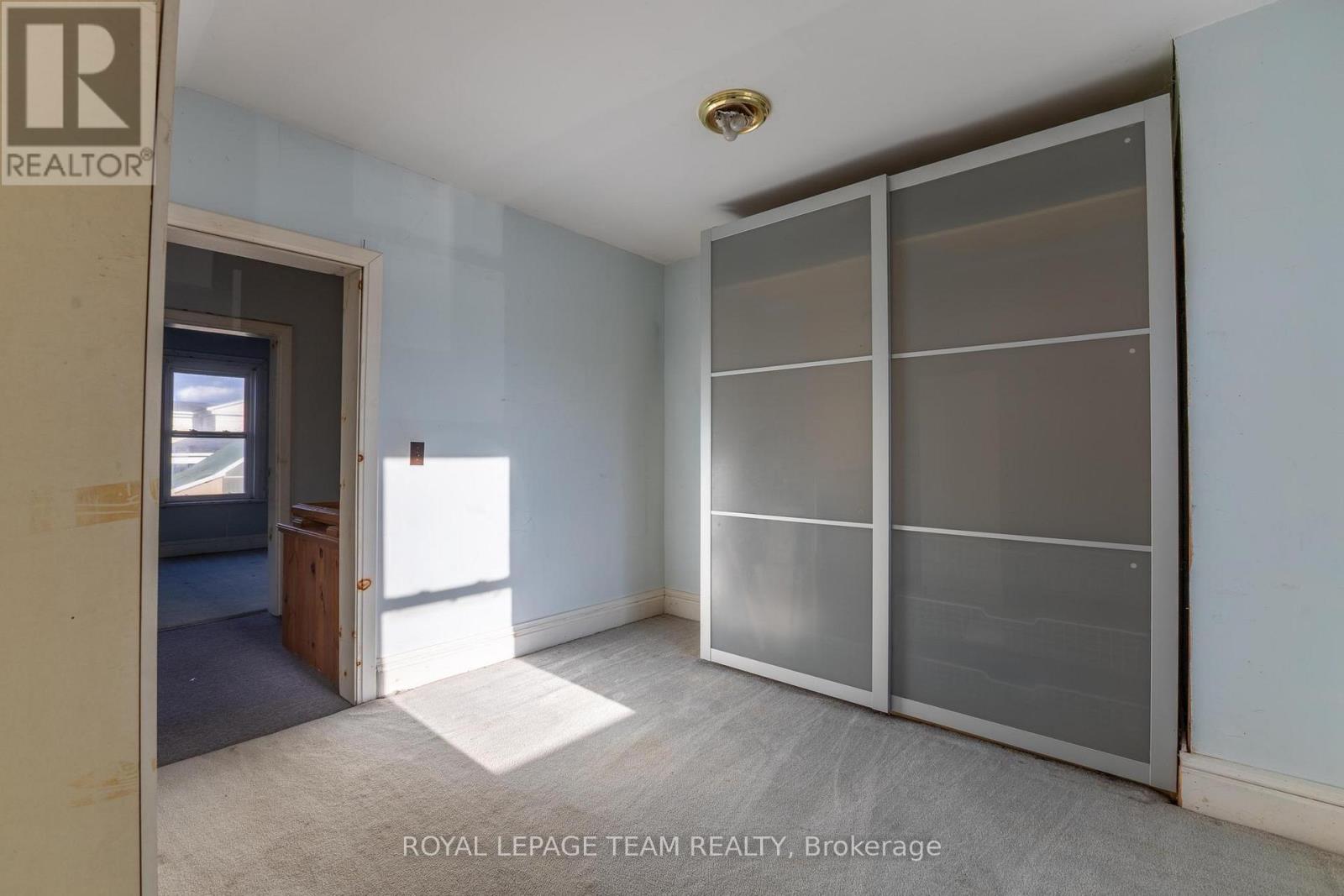 31 Daniel Street N, Arnprior, Ontario  K7S 2K6 - Photo 12 - X12521220