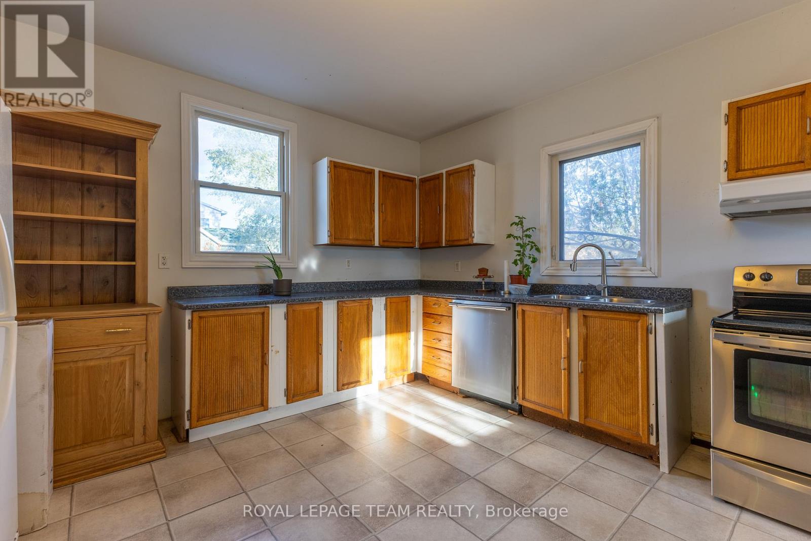 31 Daniel Street N, Arnprior, Ontario  K7S 2K6 - Photo 15 - X12521220