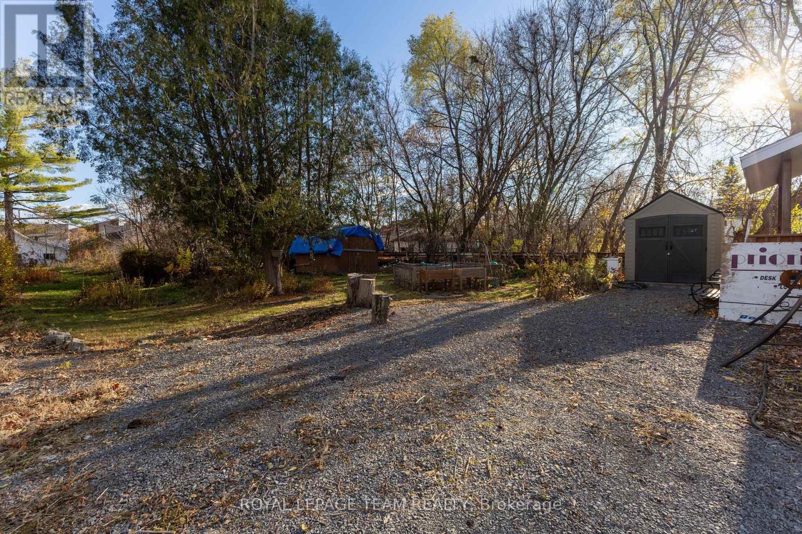 31 Daniel Street N, Arnprior, Ontario  K7S 2K6 - Photo 19 - X12521220