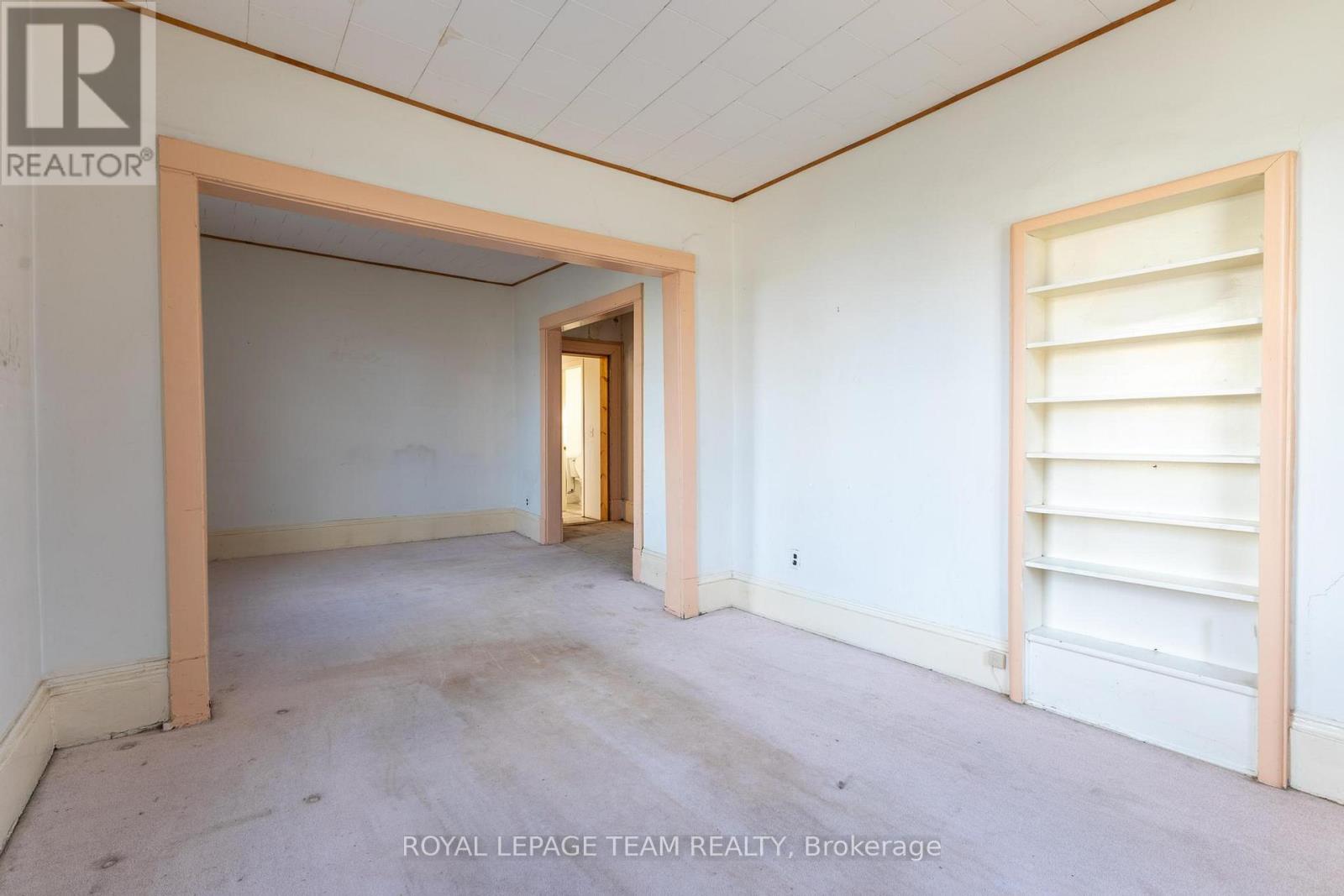 31 Daniel Street N, Arnprior, Ontario  K7S 2K6 - Photo 6 - X12521220