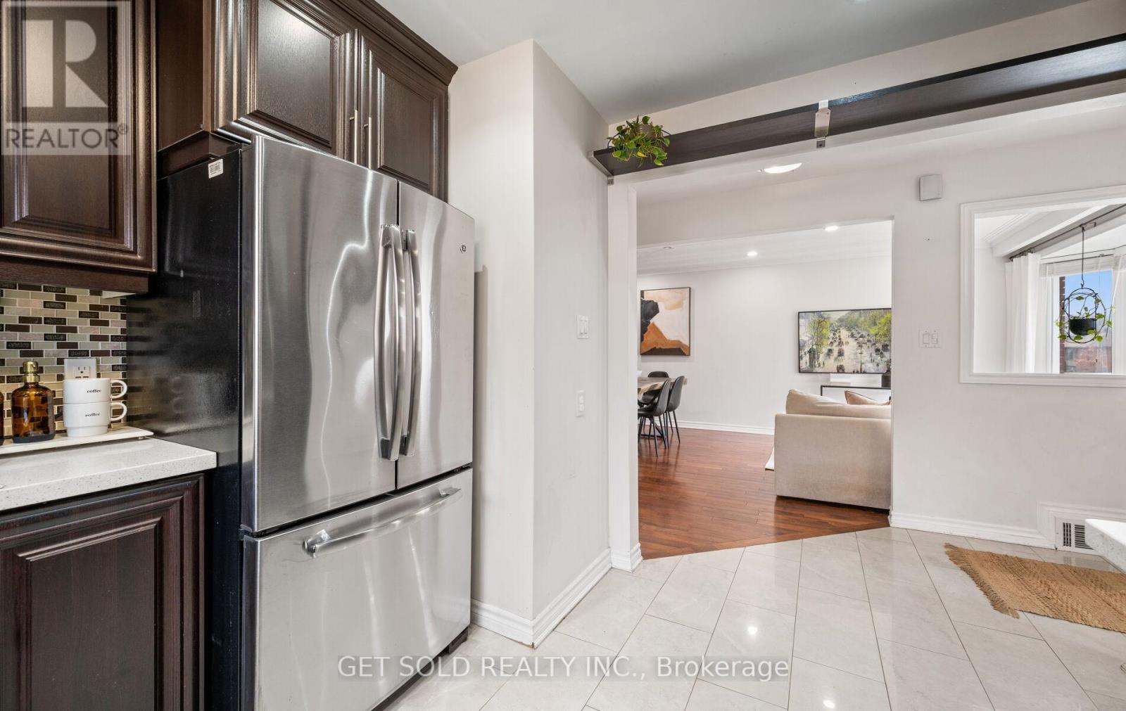 19 Ixworth Road, Toronto, Ontario  M9W 4R7 - Photo 13 - W12589698