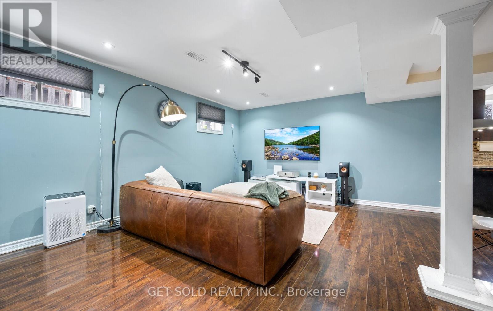 19 Ixworth Road, Toronto, Ontario  M9W 4R7 - Photo 25 - W12589698