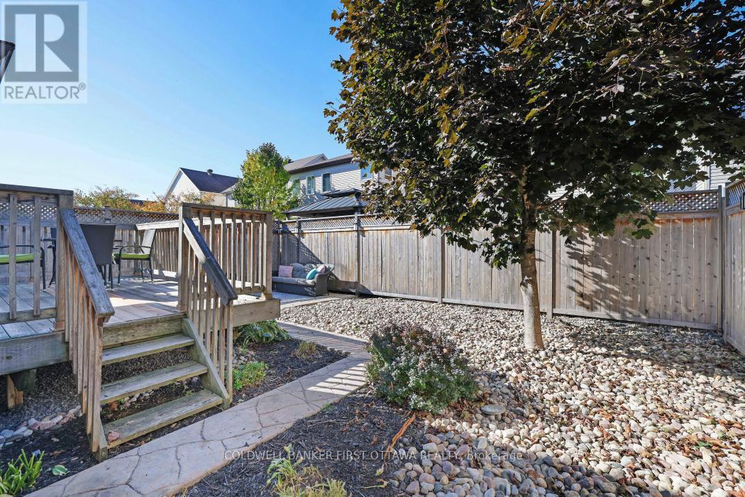 104 Streamside Crescent, Ottawa, Ontario  K2W 0A9 - Photo 36 - X12613794