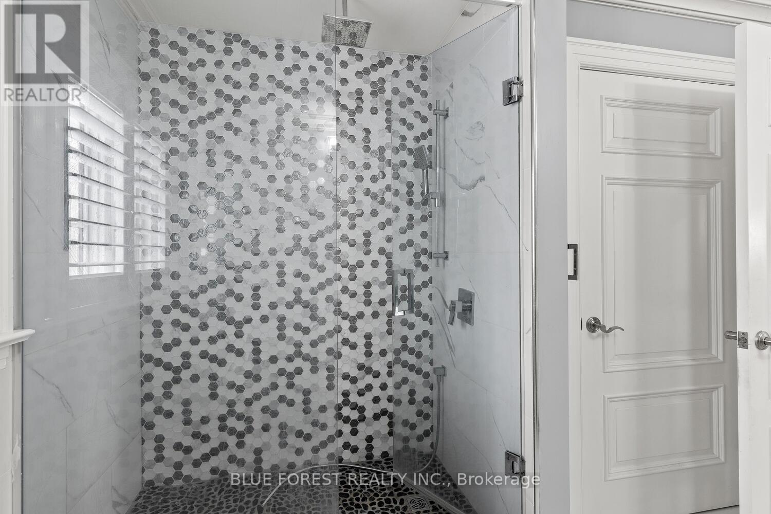 2955 Catherine Street, Thames Centre, Ontario  N0L 1G4 - Photo 27 - X12614106