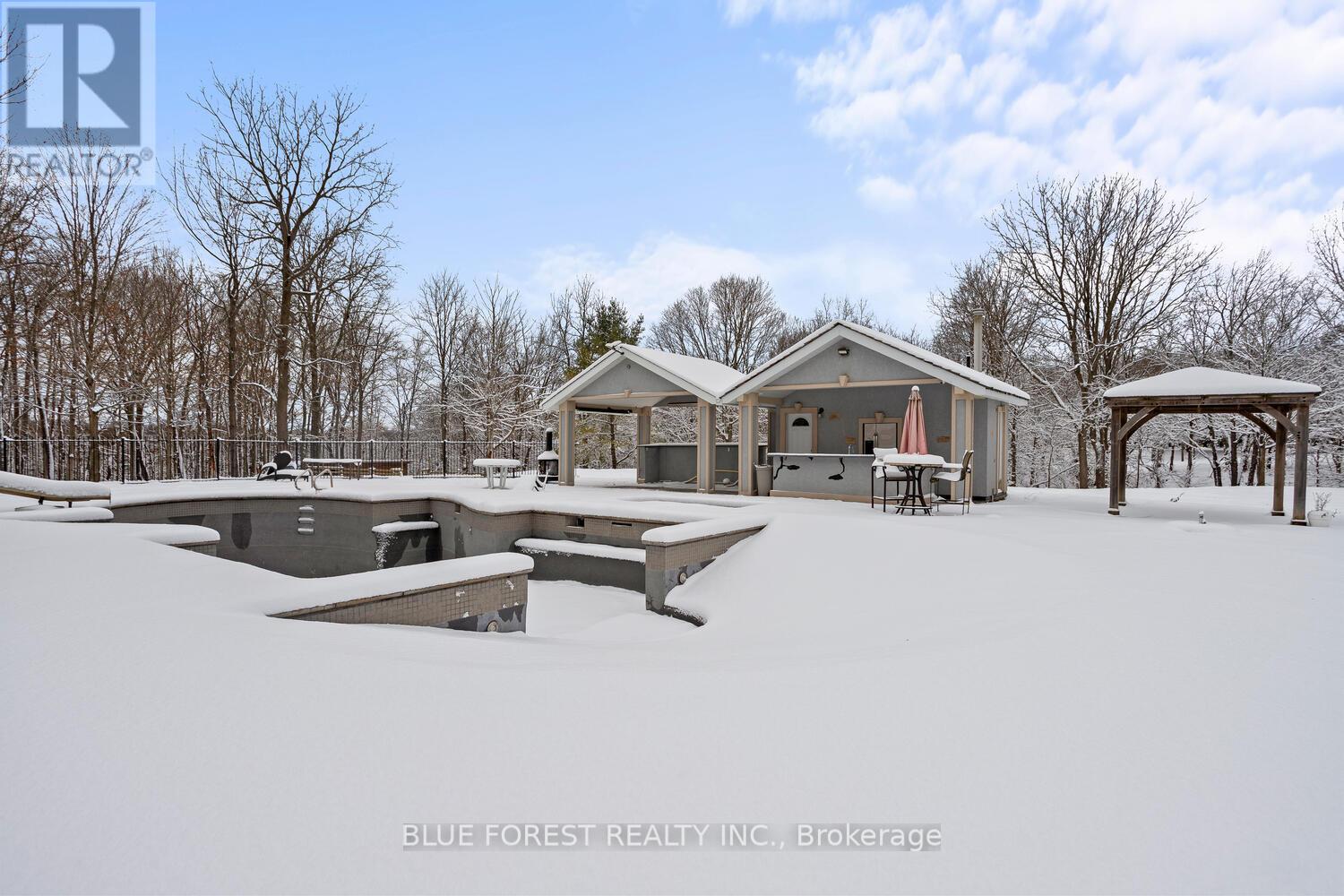 2955 Catherine Street, Thames Centre, Ontario  N0L 1G4 - Photo 41 - X12614106