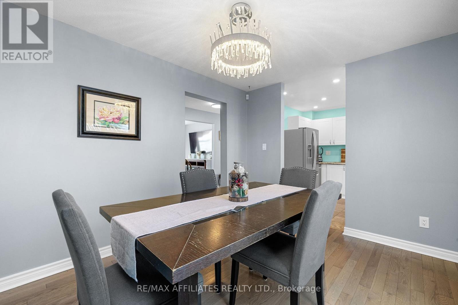 910 Borland Drive, Ottawa, Ontario  K1E 1X6 - Photo 12 - X12614012