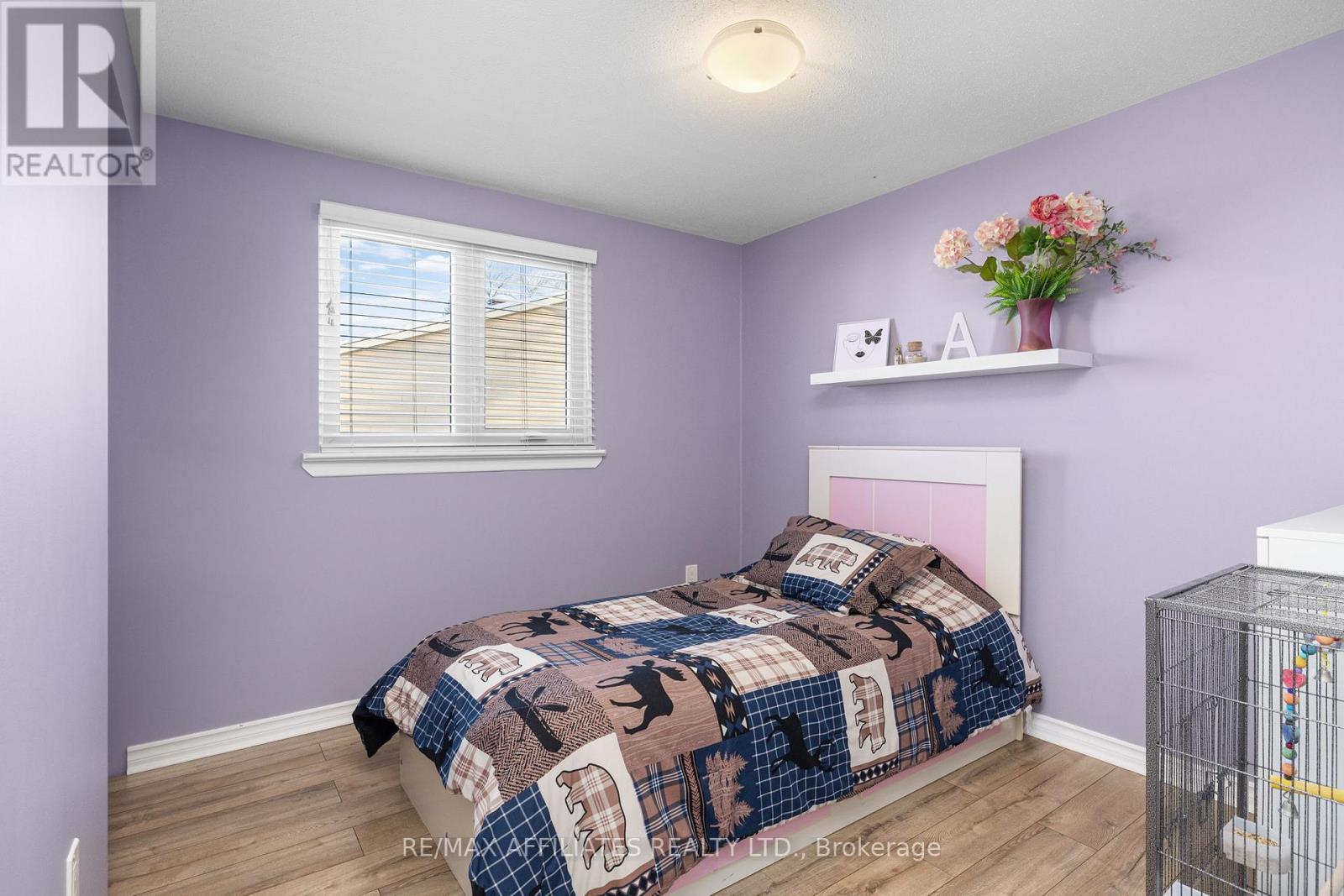 910 Borland Drive, Ottawa, Ontario  K1E 1X6 - Photo 27 - X12614012