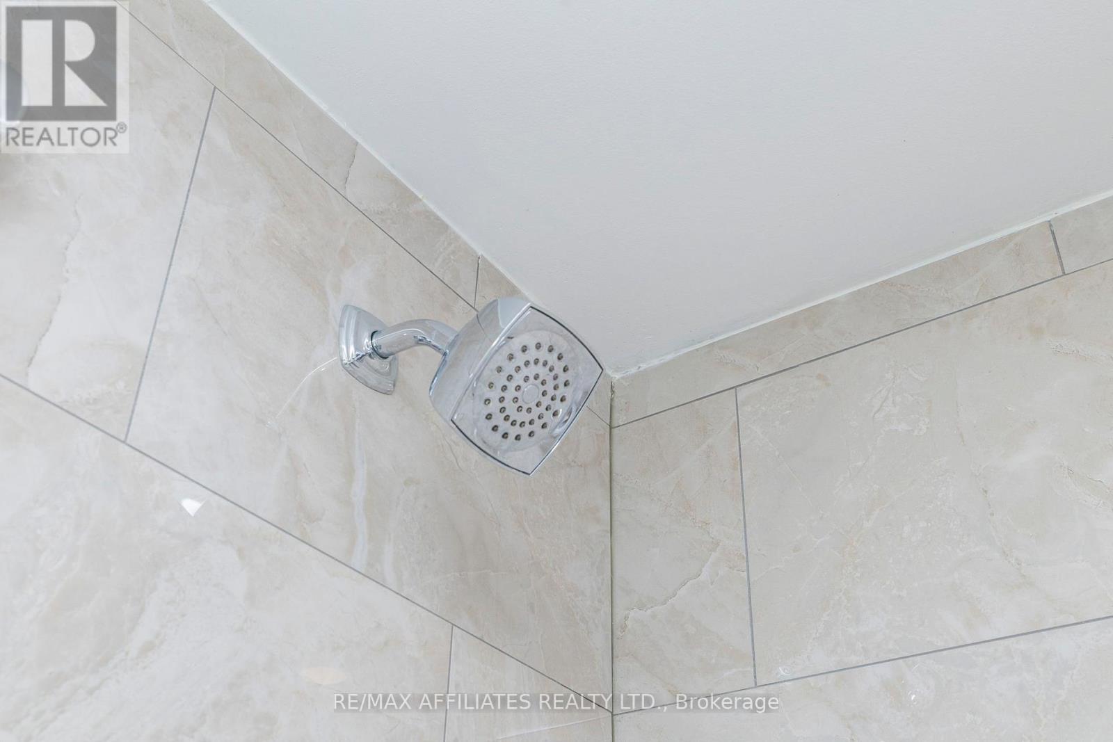 910 Borland Drive, Ottawa, Ontario  K1E 1X6 - Photo 32 - X12614012