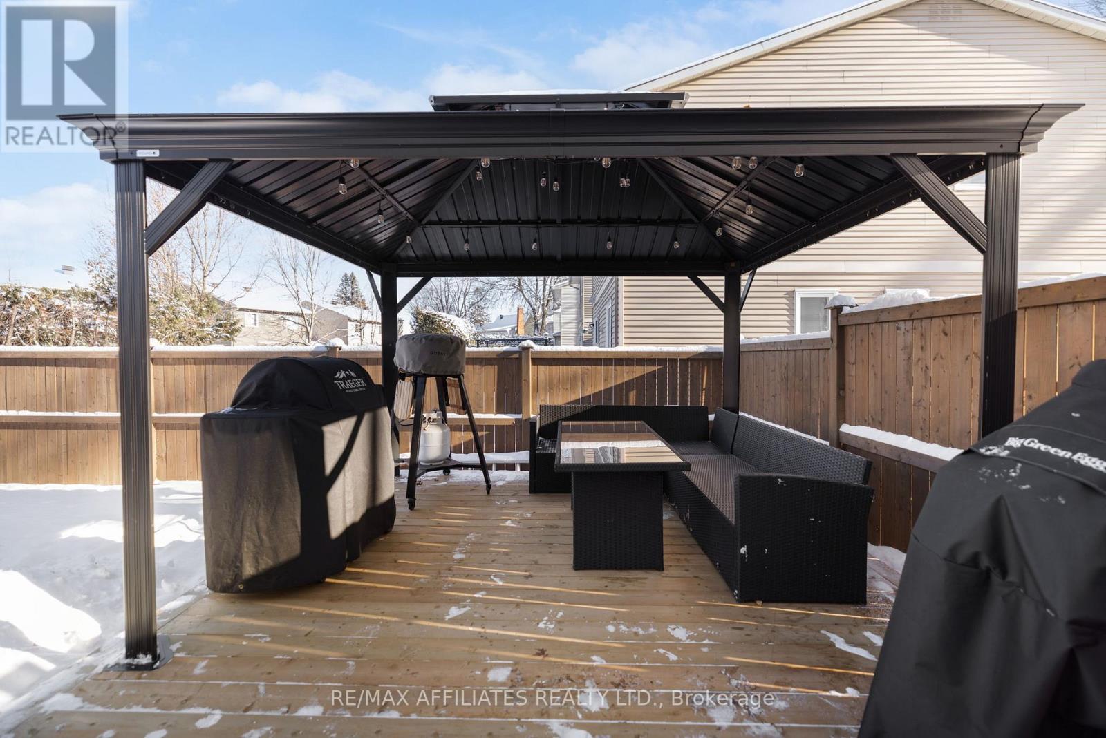 910 Borland Drive, Ottawa, Ontario  K1E 1X6 - Photo 42 - X12614012