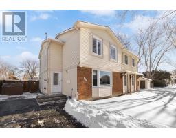 910 BORLAND DRIVE, Ottawa, Ontario