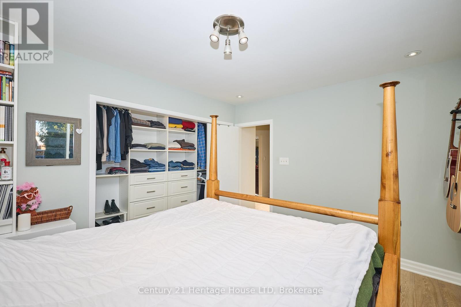 6887 Fairlawn Crescent, Niagara Falls, Ontario  L2G 5B1 - Photo 15 - X12614056