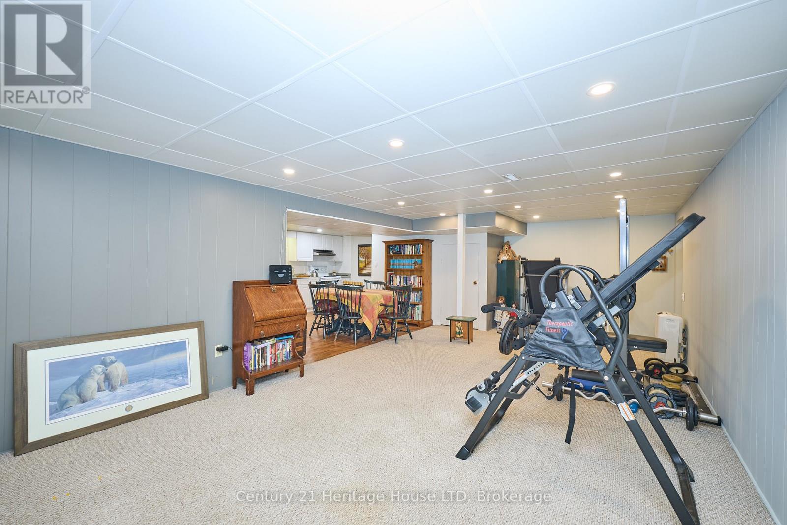 6887 Fairlawn Crescent, Niagara Falls, Ontario  L2G 5B1 - Photo 25 - X12614056