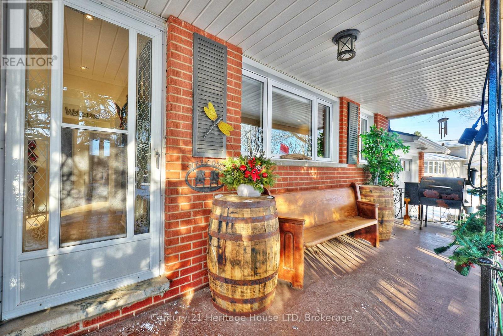 6887 Fairlawn Crescent, Niagara Falls, Ontario  L2G 5B1 - Photo 31 - X12614056