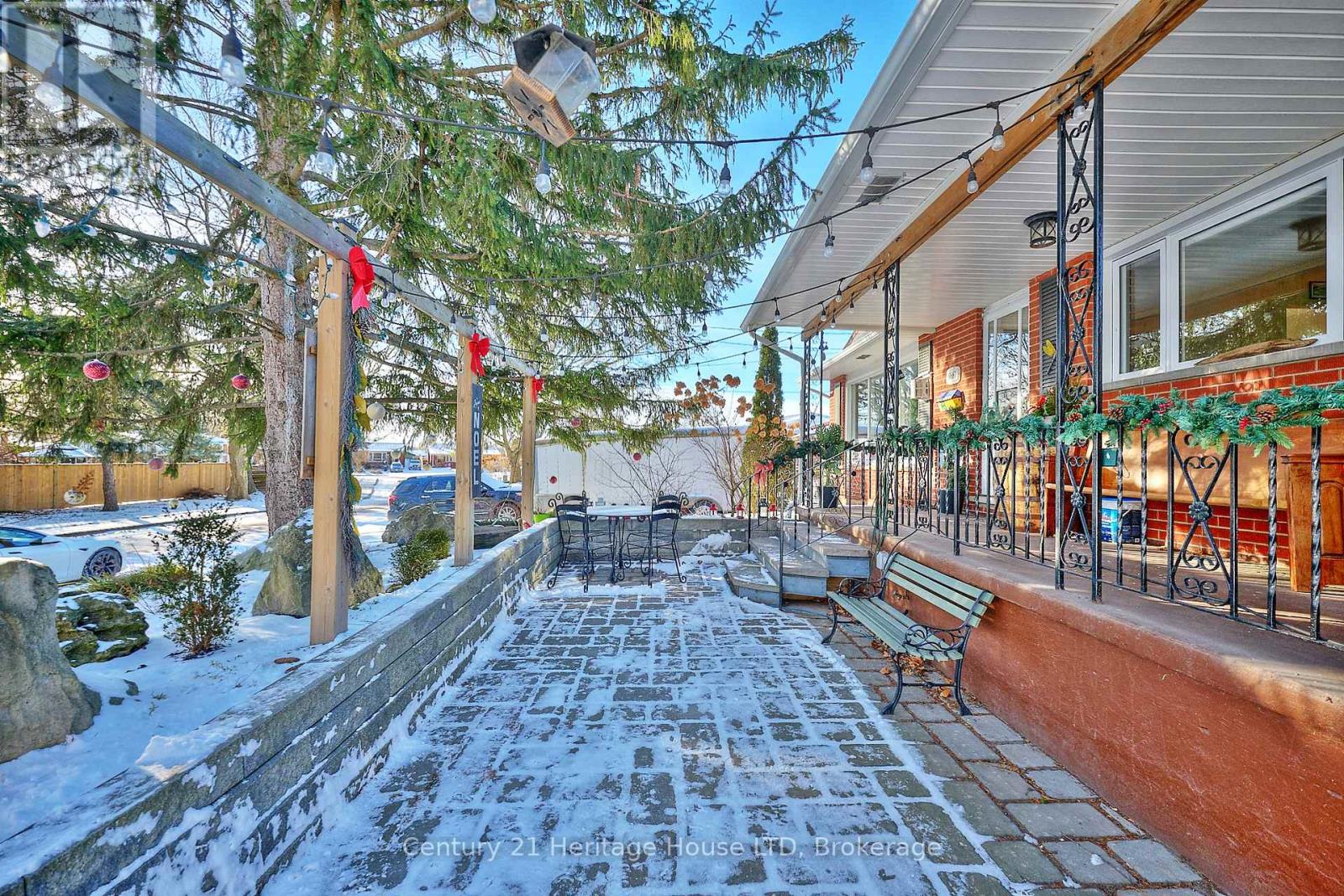 6887 Fairlawn Crescent, Niagara Falls, Ontario  L2G 5B1 - Photo 32 - X12614056