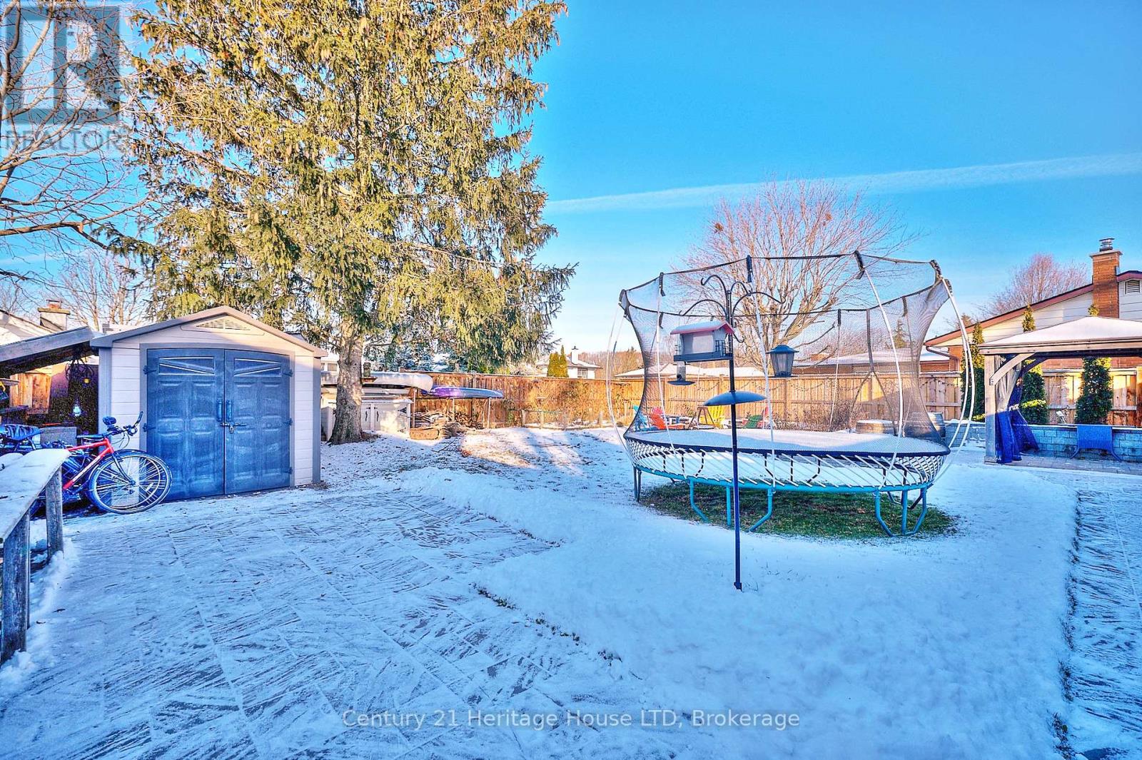 6887 Fairlawn Crescent, Niagara Falls, Ontario  L2G 5B1 - Photo 37 - X12614056