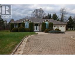 2200 Bordeaux CRES, Thunder Bay, Ontario