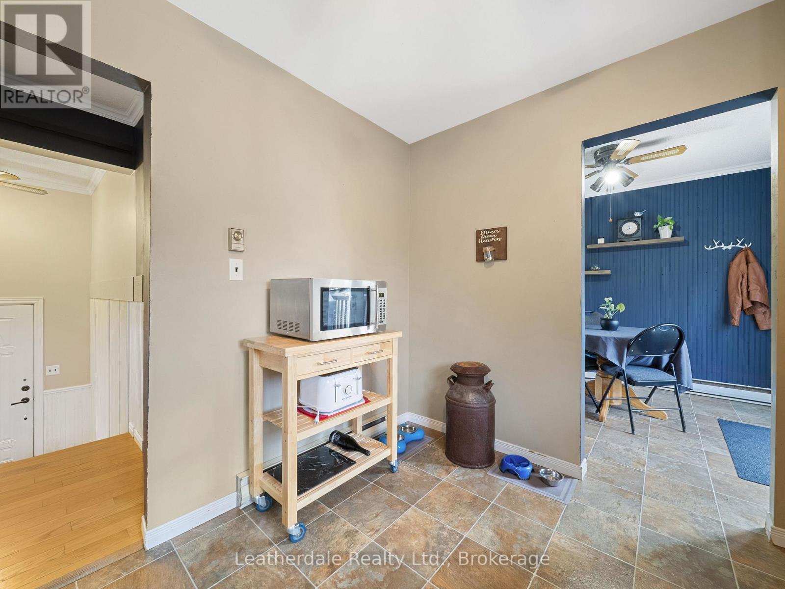 16 Preston Street, Oro-Medonte (Warminister), Ontario  L0K 2G0 - Photo 14 - S12614002