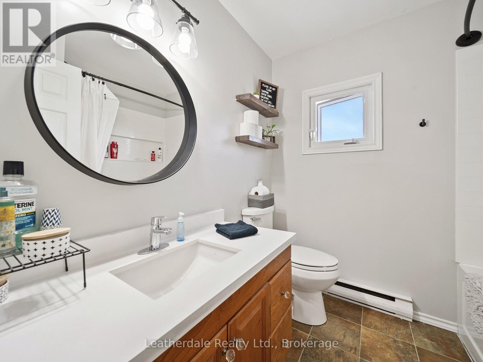 16 Preston Street, Oro-Medonte (Warminister), Ontario  L0K 2G0 - Photo 16 - S12614002