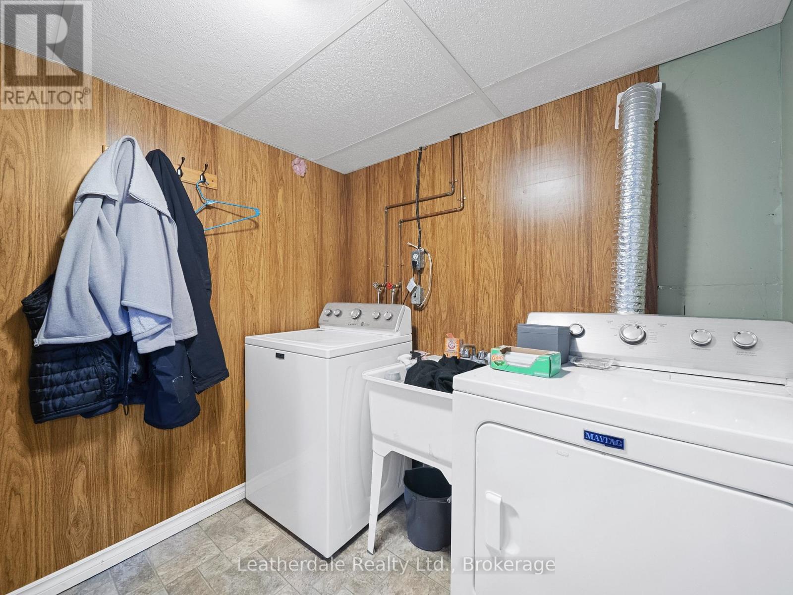 16 Preston Street, Oro-Medonte (Warminister), Ontario  L0K 2G0 - Photo 21 - S12614002