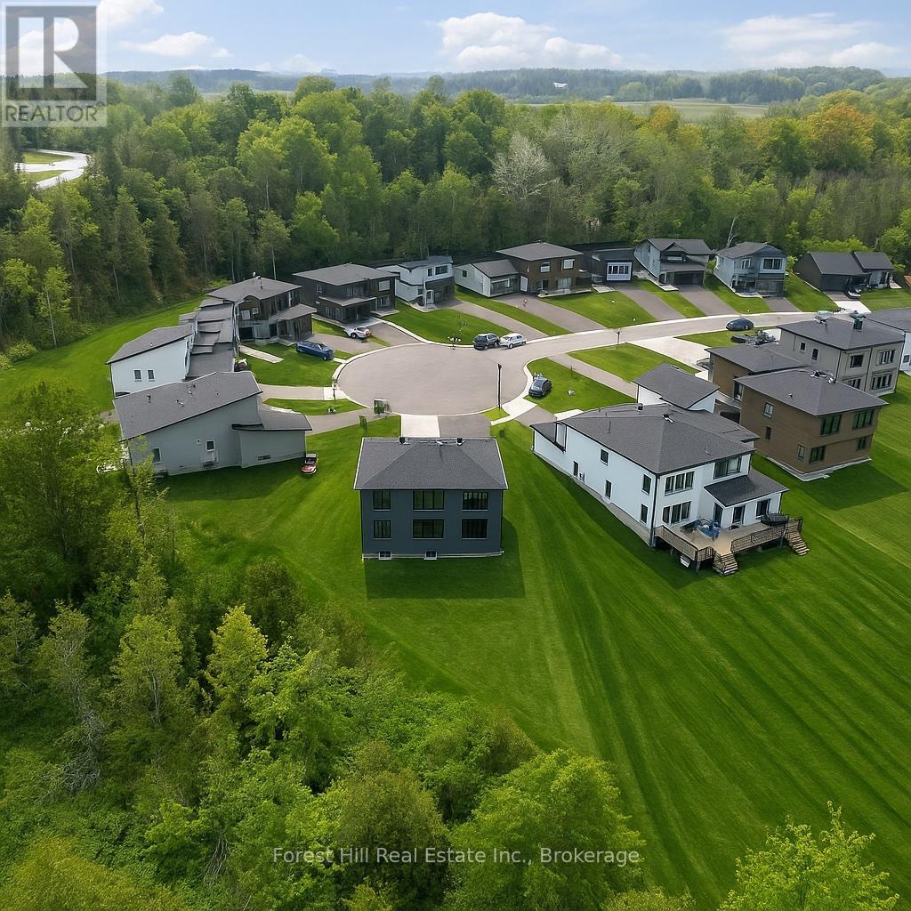 87 Goldie Court, Blue Mountains, Ontario  N0H 1J0 - Photo 33 - X12613982