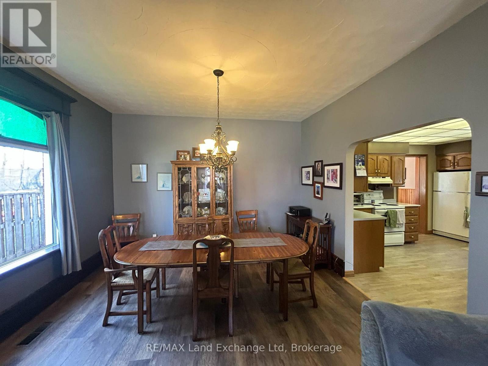 327 Frances Street, North Huron (Wingham), Ontario  N0G 2W0 - Photo 10 - X12613996