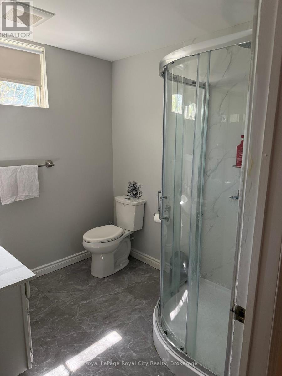 B - 30 Glenbrook Drive, Guelph (Victoria North), Ontario  N1E 1A9 - Photo 7 - X12614000