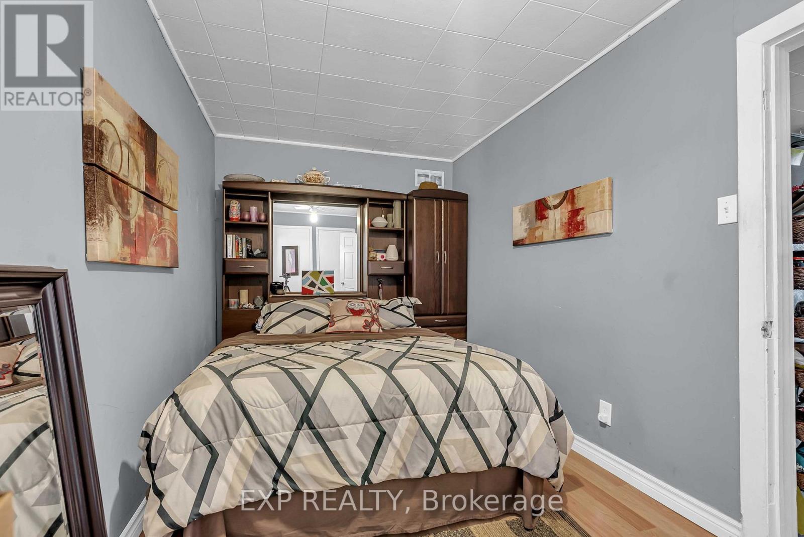 1060 Abbot Street, Cornwall, Ontario  K8J 4R4 - Photo 13 - X12614066