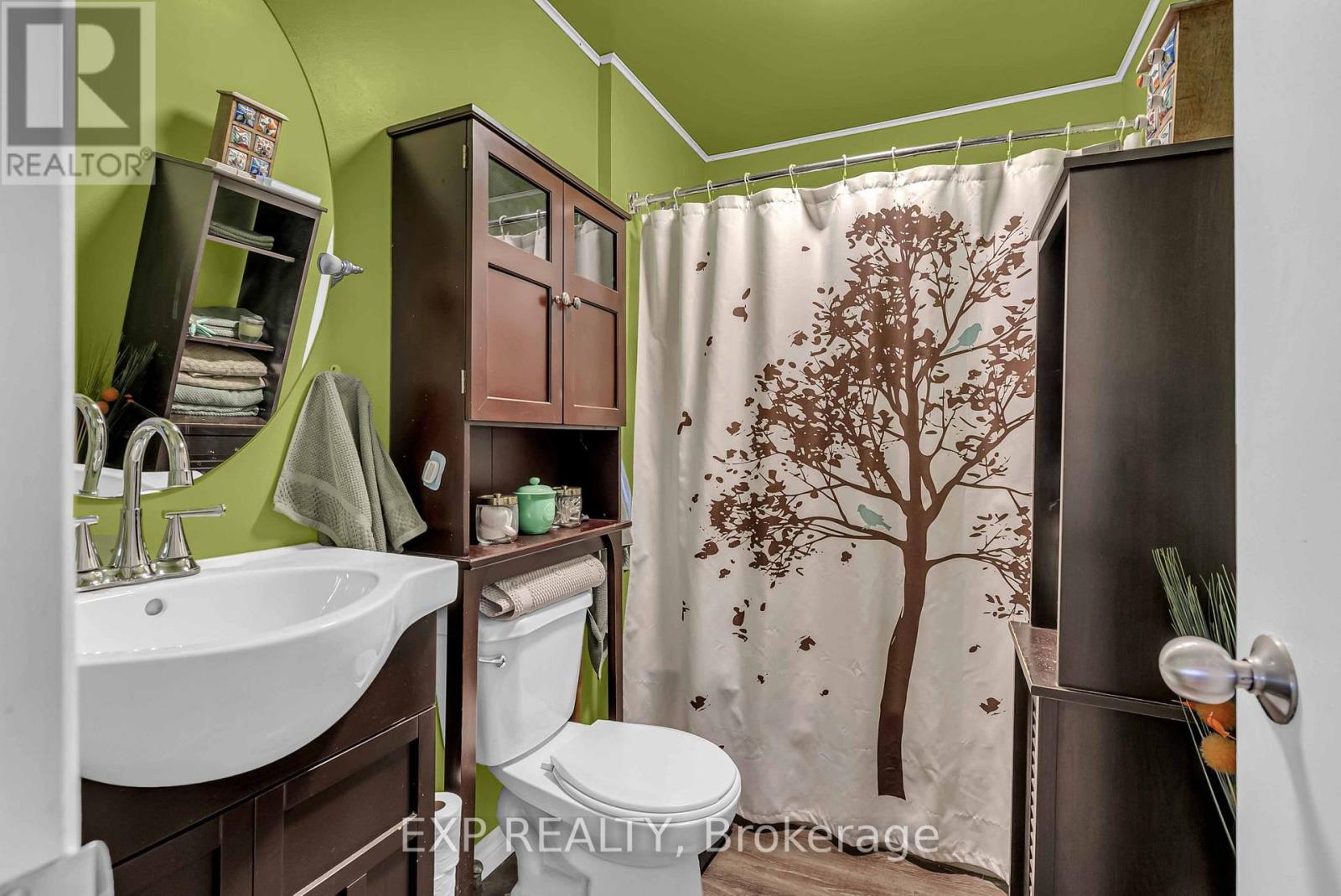 1060 Abbot Street, Cornwall, Ontario  K8J 4R4 - Photo 17 - X12614066