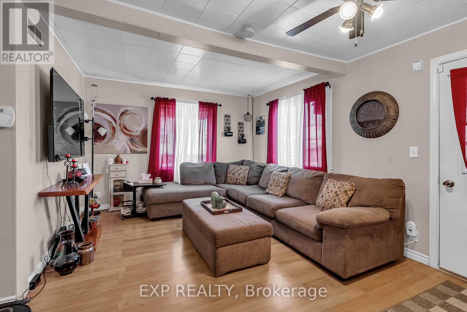 1060 Abbot Street, Cornwall, Ontario  K8J 4R4 - Photo 5 - X12614066