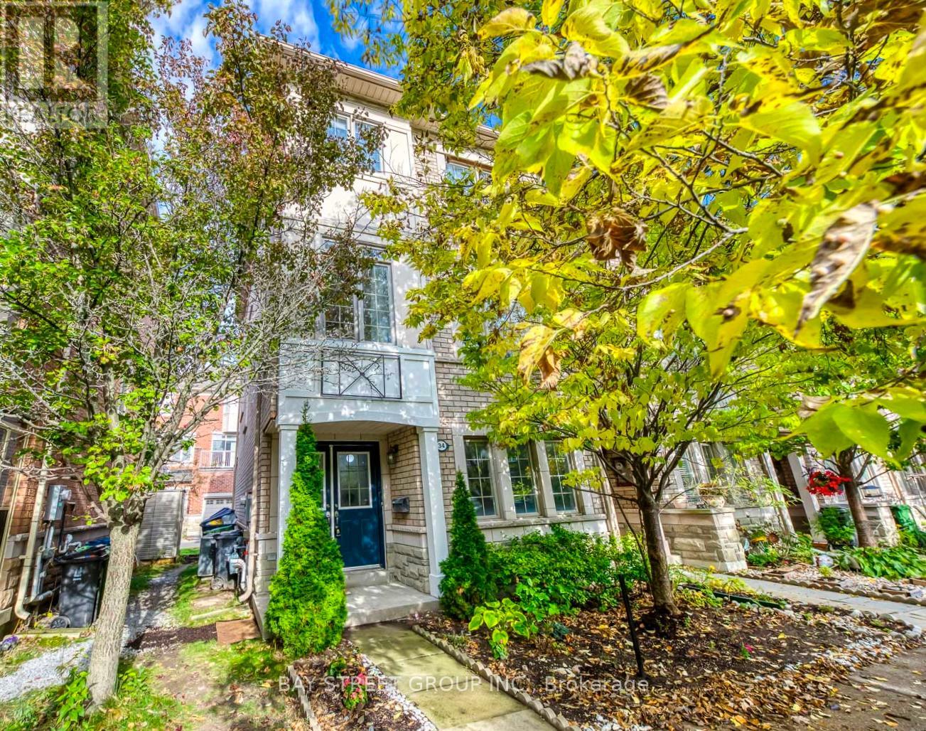 34 STAGECOACH CIRCLE, Toronto, Ontario