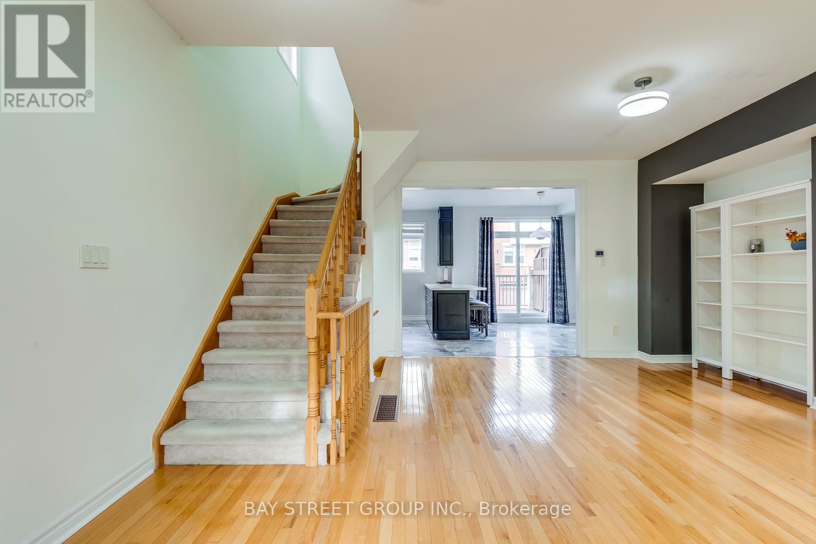 34 Stagecoach Circle, Toronto, Ontario  M1C 0A1 - Photo 19 - E12613990