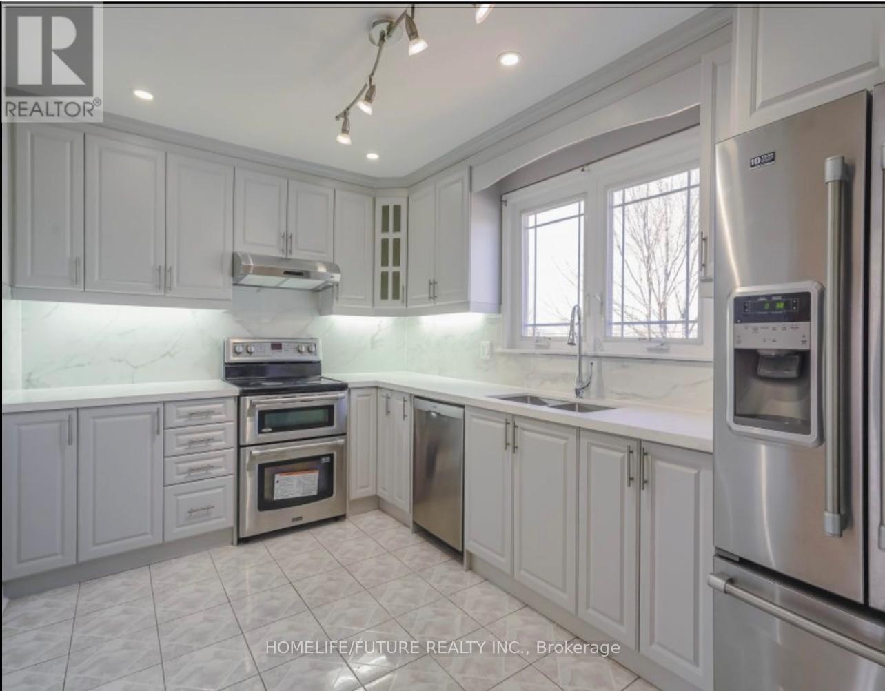 62 North Edgely Avenue, Toronto, Ontario  M1K 1T7 - Photo 10 - E12614014