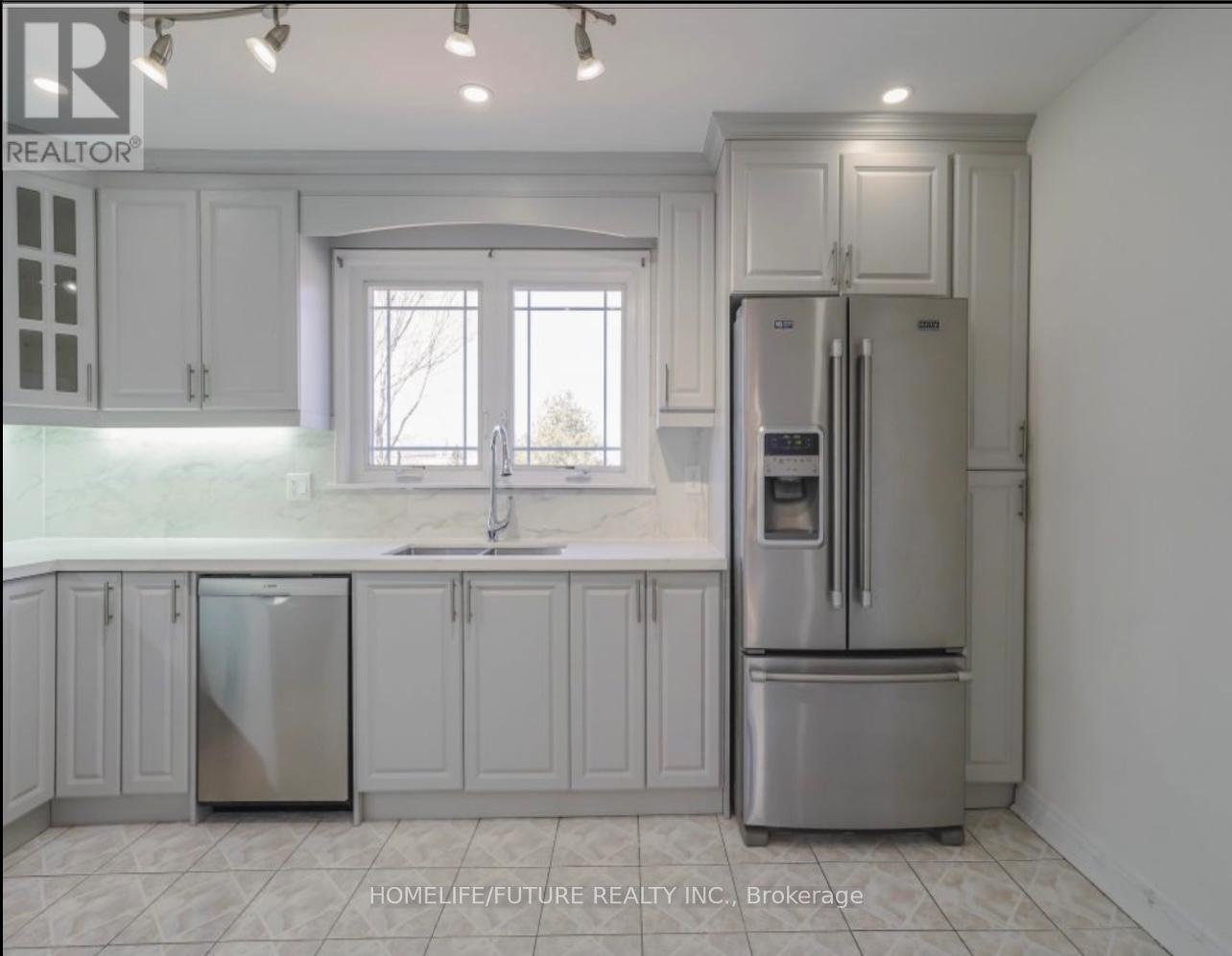 62 North Edgely Avenue, Toronto, Ontario  M1K 1T7 - Photo 11 - E12614014