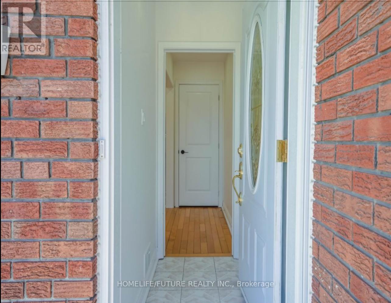 62 North Edgely Avenue, Toronto, Ontario  M1K 1T7 - Photo 3 - E12614014