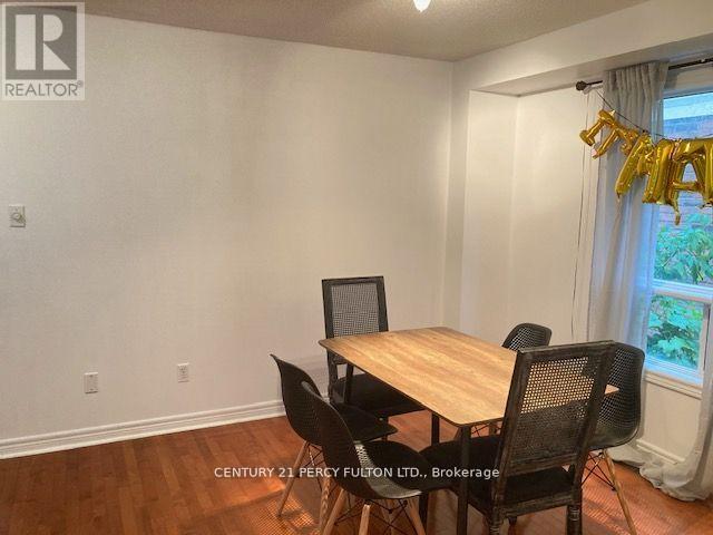 27 Whitewater Street, Whitby, Ontario  L1R 2S8 - Photo 5 - E12614038