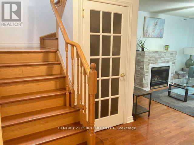 27 Whitewater Street, Whitby, Ontario  L1R 2S8 - Photo 7 - E12614038