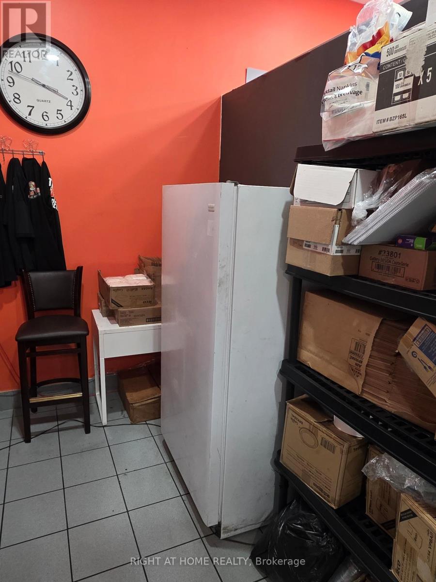 E1 - 710 Taunton Road E, Whitby, Ontario  L1R 3L6 - Photo 11 - E12614070