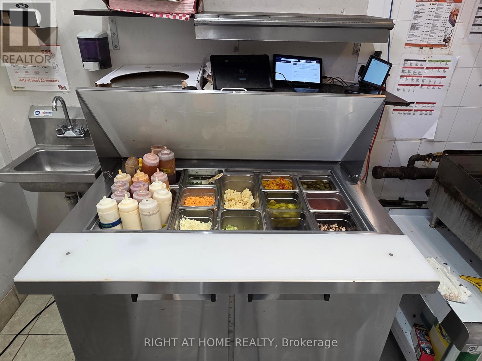 E1 - 710 Taunton Road E, Whitby, Ontario  L1R 3L6 - Photo 16 - E12614070