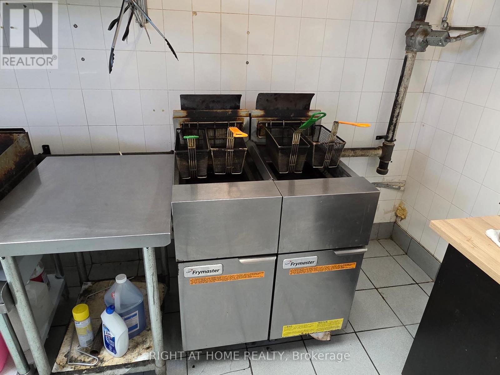 E1 - 710 Taunton Road E, Whitby, Ontario  L1R 3L6 - Photo 18 - E12614070