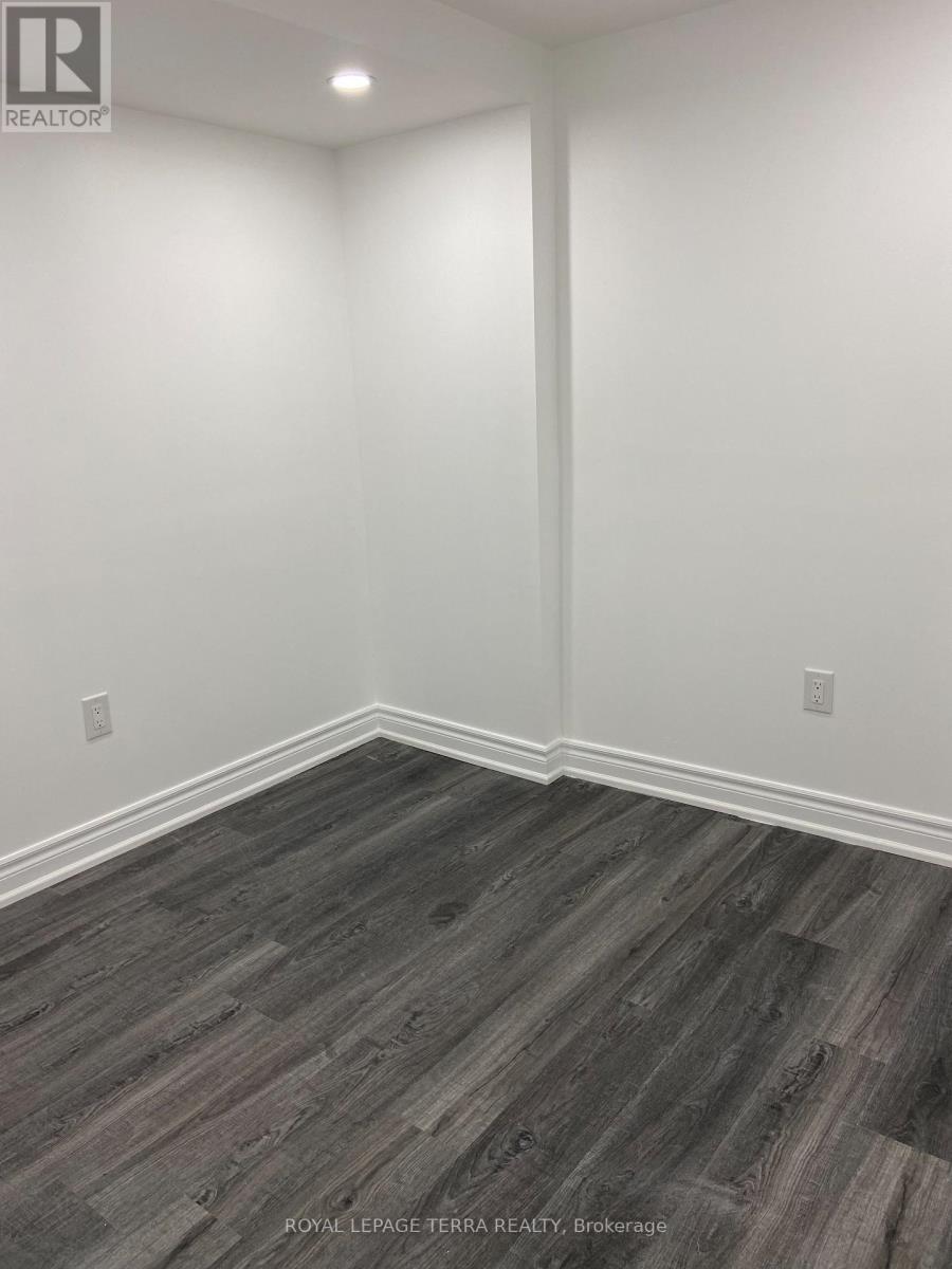 44 Howling Crescent, Ajax, Ontario  L1S 7N8 - Photo 5 - E12614096