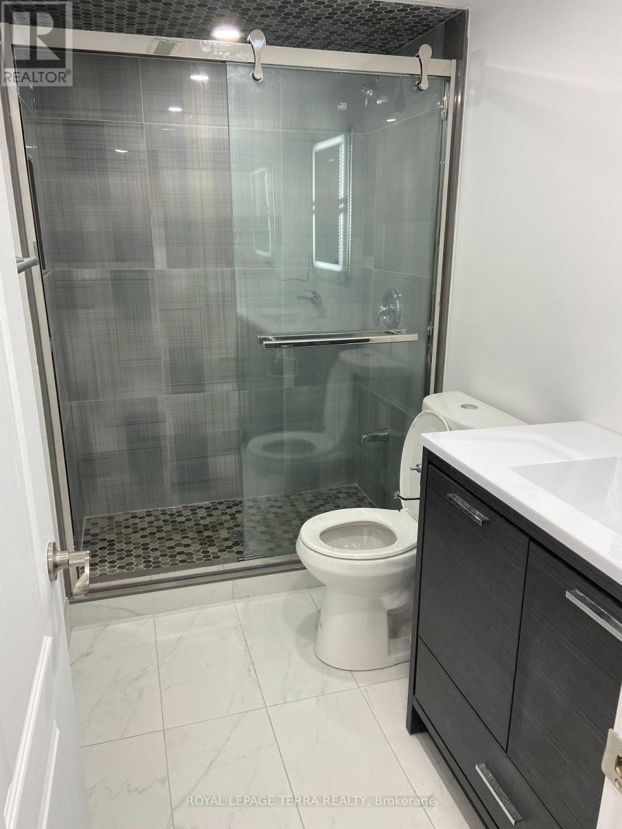 44 Howling Crescent, Ajax, Ontario  L1S 7N8 - Photo 6 - E12614096